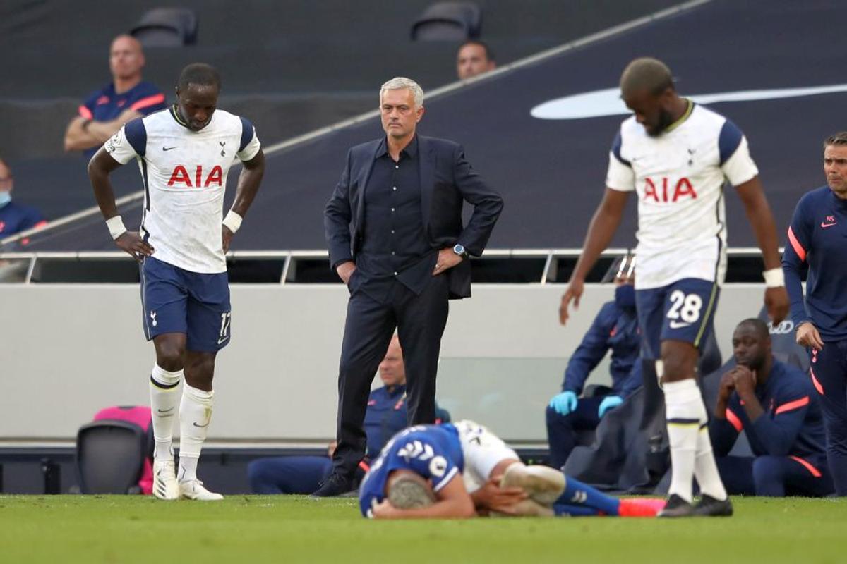 FOTO Jose Mourinho, bătut acasă în etapa inaugurală din Premier League!