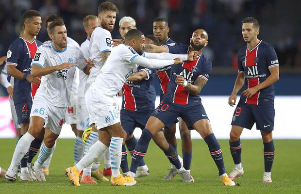 FOTO Pumni în PSG - Marseille! Neymar, eliminat! 5 cartonașe roșii și 10 minute de prelungire într-un final nebun