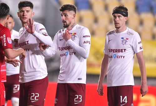 Alexandru Albu, în mijloc // foto: Imago Images