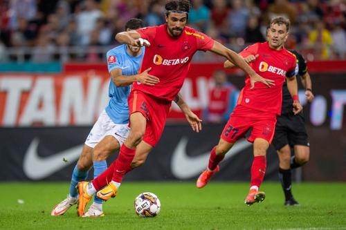 Andrea Compagno  a ratat nu mai puțin de 7 ocazii în partida FCSB - FC Voluntari, încheiată la egalitate, 1-1. (foto: Raed Krishan/GSP)