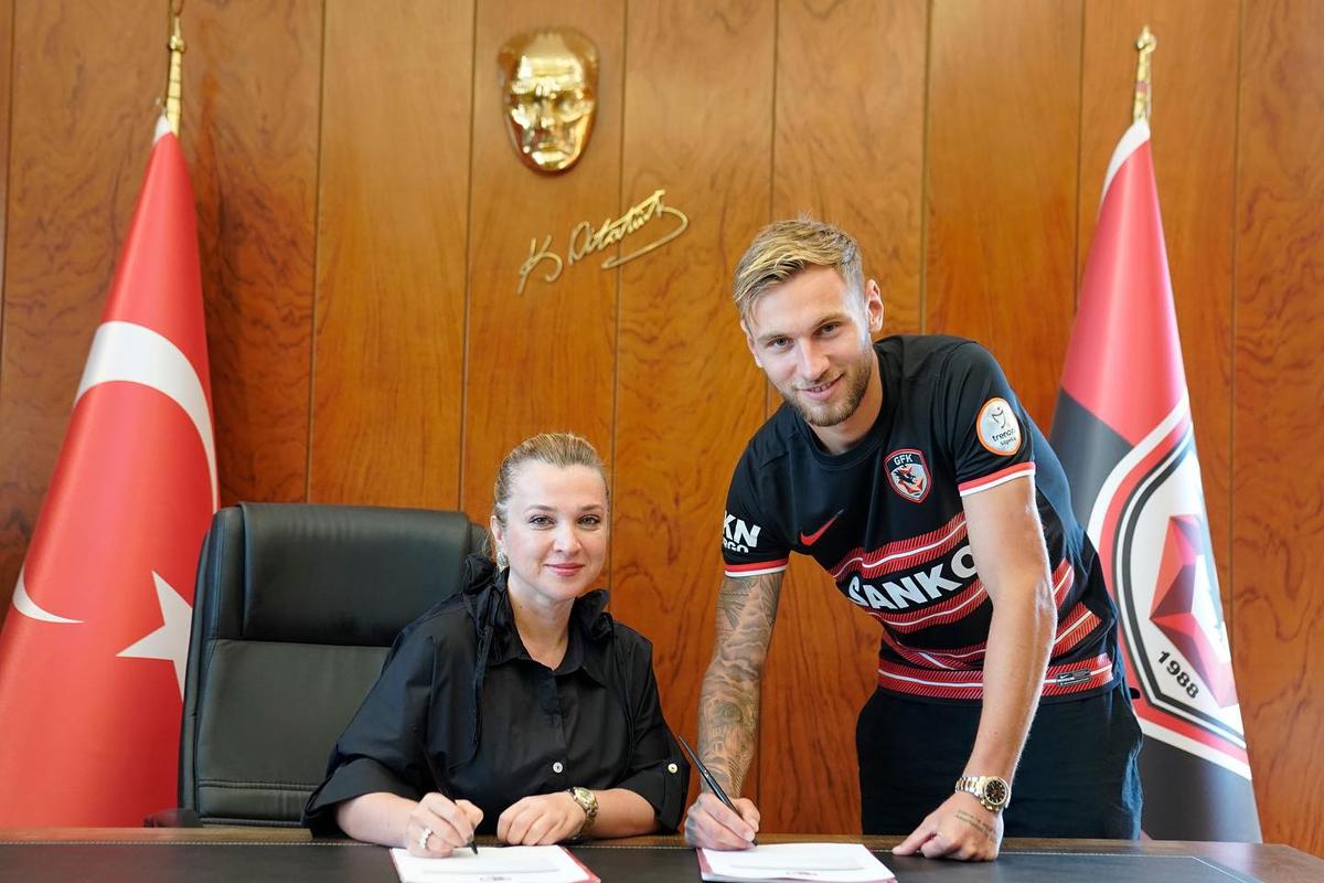 Marius Șumudică a mai transferat un român » Denis Drăguș a fost prezentat la Gaziantep