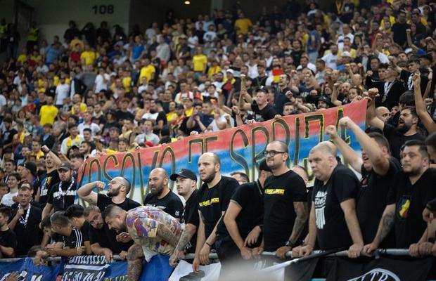 Fostul internațional cere măsuri drastice împotriva ultrașilor care au întrerupt meciul dintre România și Kosovo: „Sunt aceiași de fiecare dată, ăștia nu sunt suporteri!”