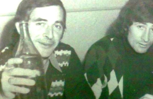 „Din cauza nevestelor, se certau și ei” » Camaradul lui Cornel Dinu povestește un conflict intim de la Dinamo și face dezvăluiri IREALE: „Am condus 4 ani fără permis! Bântuiam prin camere cu sticle de vin, fetele țipau”