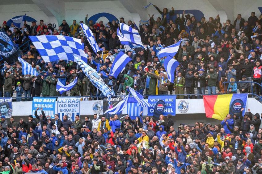 Corvinul și-a schimbat numele stadionului