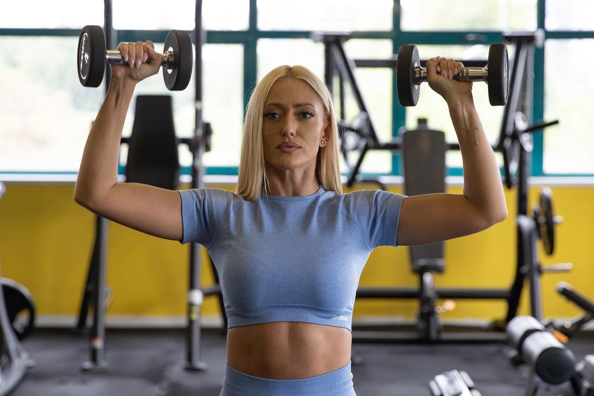 Sportul i-a schimbat viața! Dezvăluiri emoționante ale Iulianei Pepene: „În urmă cu trei ani, am aflat că sufăr de boala Graves, dar după un an de mers la sală, am analizele perfecte și nu mai iau pastile” + Alimentul inedit la care nu poate renunța