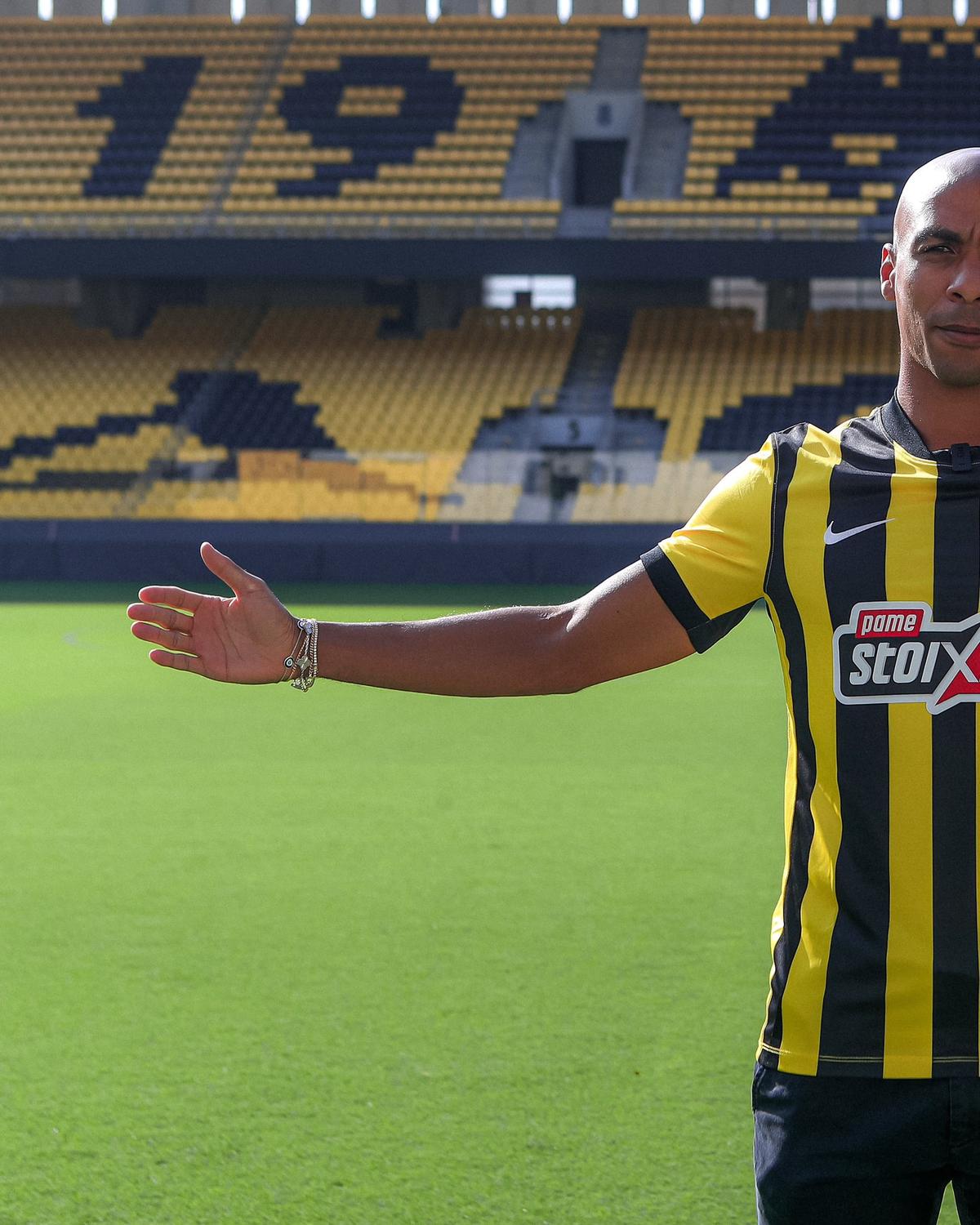 Joao Mario, prezentat oficial la AEK Atena