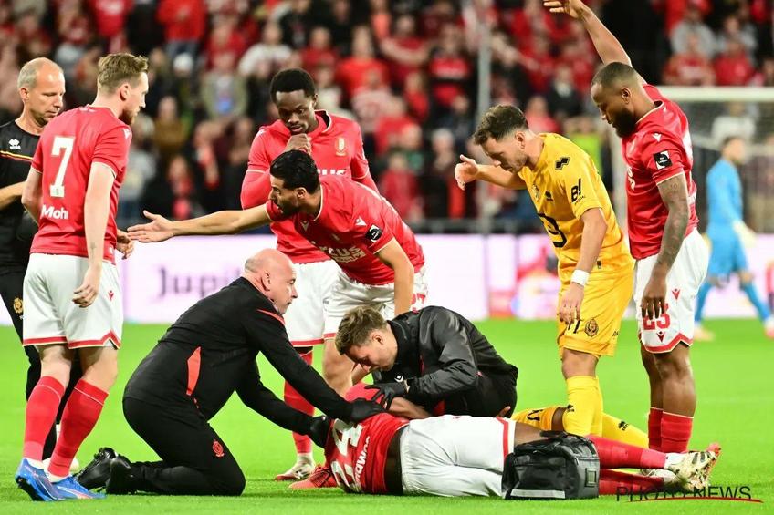Accidentarea lui Josue Homawoo a amuțit tribunele în Standard Liege - Mechelen. // foto: X