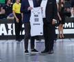 Fanii lui Partizan Belgrad nu se dezmint: torțe și atmosferă incredibilă în timpul unui meci disputat în aer liber, pe Stadionul Tasmajdan