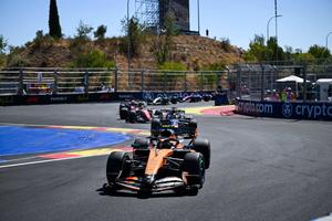 Marele Premiu de Formula 1 de la Madrid » Leclerc preia conducerea cursei după ce Norris a intrat la boxe