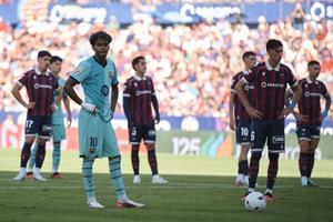 Alertă în Spania: UEFA ar putea exclude Barcelona din Liga Campionilor