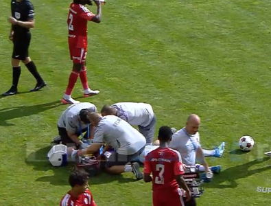 Vești de la spital după accidentarea dură din FC Argeș - Botoșani: care e starea fotbalistui luat de la stadion cu ambulanța
