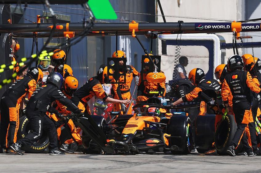 Lando Norris, la nefericita intrare la boxe / foto: Guliver/gettyimages