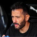Carlos Corberan, antrenorul Valenciei, a fost demis // foto: imago images