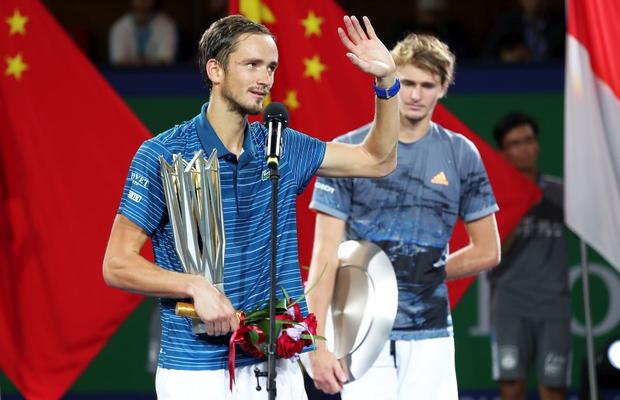 SHANGHAI MASTERS // VIDEO ATP are o nouă „mașinărie”! Daniil Medvedev își continuă seria fulminantă din 2019