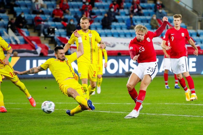 Erling Haaland a înscris 3 goluri în Norvegia - România 4-0 // foto: Reuters