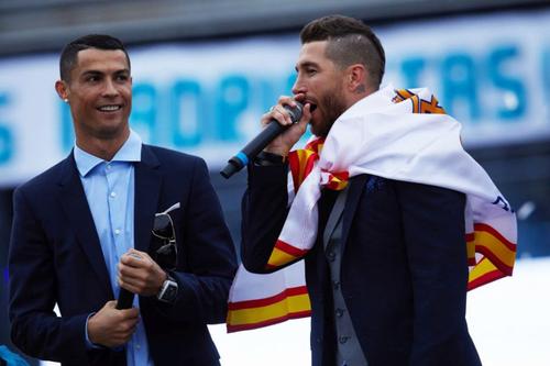 Căpitanul lui Real Madrid, Sergio Ramos (34 de ani), are contractul scadent la sfârșitul acestui sezon, dar nu a ajuns încă la niciun acord privind prelungirea lui.