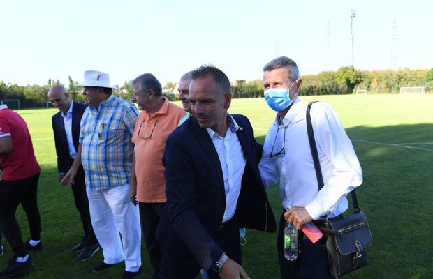 Cortacero mai aduce un om în conducerea lui Dinamo! Azi l-a sunat personal, iar zilele viitoare va fi prezentat oficial