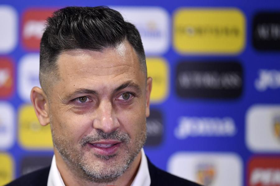 Rădoi a anunțat după 1-0 cu Armenia că nu va continua la națională și pentru un eventual baraj Excursie în mintea lui Rădoi