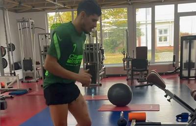 Florinel Coman trage tare pentru a juca din nou » Cum se antrenează vedeta de la FCSB