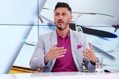 Ciprian Marica, 36 de ani, fost internațional, nu e de acord cu hotărârea lui Mirel Rădoi (40), care a anunțat că se va despărți de echipa națională chiar înainte de barajul pentru calificarea la Campionatul Mondial.