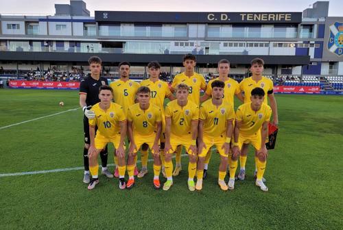 Naționala U18 a României, pregătită de Ion Marin (68 de ani), a fost învinsă clar de Portugalia, scor 0-5, în primul meci disputat în cadrul Turneului celor 4 națiuni, organizat în Spania.
Foto: frf.ro