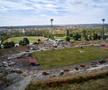 Vizită pe șantierul viitoarei arene de 100 de milioane de euro de la Pitești » Tribunele au fost demolate, urmează să fie pusă la pământ „oficiala”