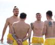 Fotbaliștii naționalei s-au scăldat în Marea Mediterană după Cipru - România