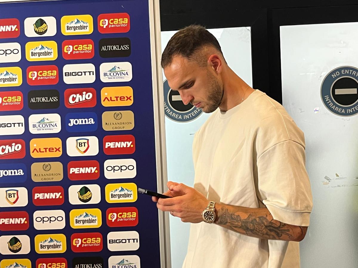 Ianis Hagi, șef de galerie după România - Austria