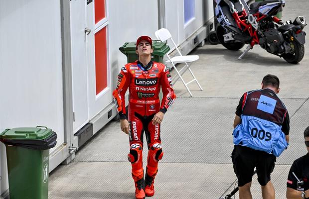 După accidentul din Indonezia, campionul mondial la MotoGP a fost operat la Madrid