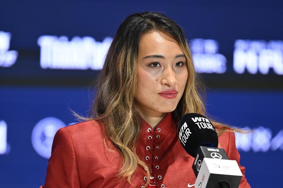Qinwen Zheng, campioana de la Beijing, și-a explicat ascensiunea fulminantă din ultimele luni: „Nu este ușor să fii un simbol național”