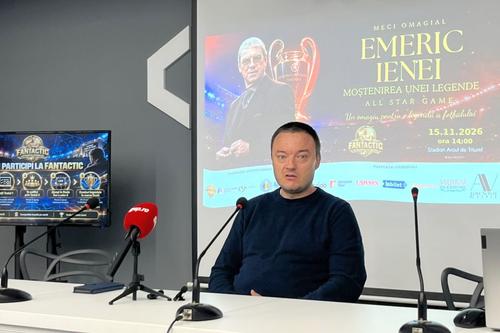 Pe 15 noiembrie, legendele fotbalului românesc se reunesc la stadionul Arcul de Triumf, pentru un eveniment dedicat lui Emeric Ienei. În fotografie, Iulian Mihăilă, organizatorul