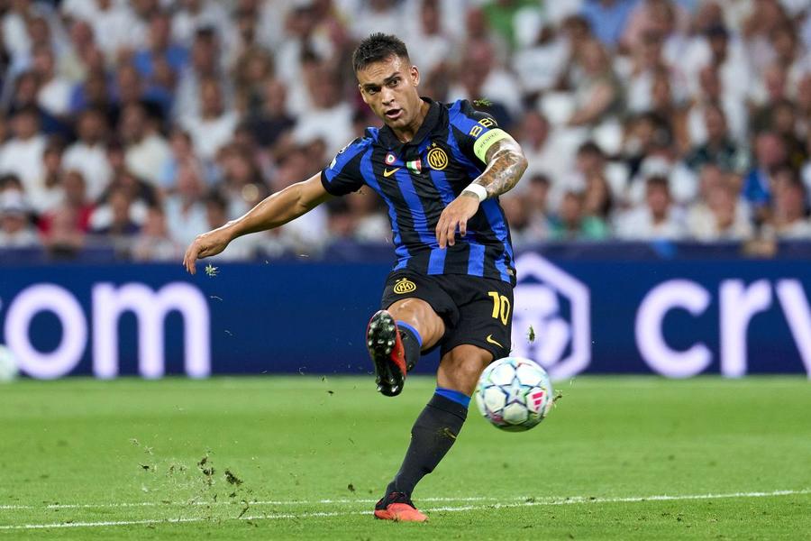 Lovitură pentru Cristi Chivu: Lautaro Martinez s-a accidentat și va lipsi o perioadă mai lungă » Va rata derby-ul cu AC Milan