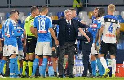 Napoli sub teroare! » Jucătorii și-au pus bodyguarzi, soțiile au fugit de acasă de teama fanilor!