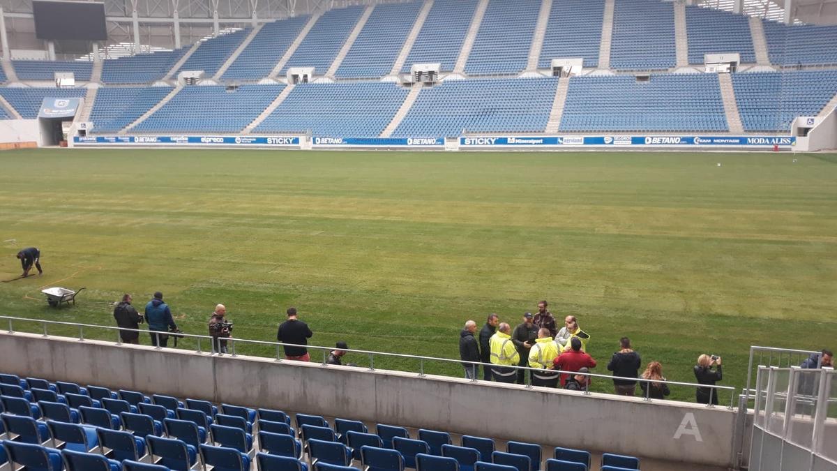 CS UNIVERSITATEA CRAIOVA / FOTO Gazonul hibrid al lui Victor Pițurcă e gata! Când se joacă primul meci pe iarba de 700.000 de euro