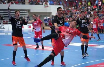 KRISTIANSTAD - DINAMO 29-29 // Dinamo, egal dramatic în Suedia! Campioana României se califică matematic în barajul pentru „optimile” Ligii Campionilor