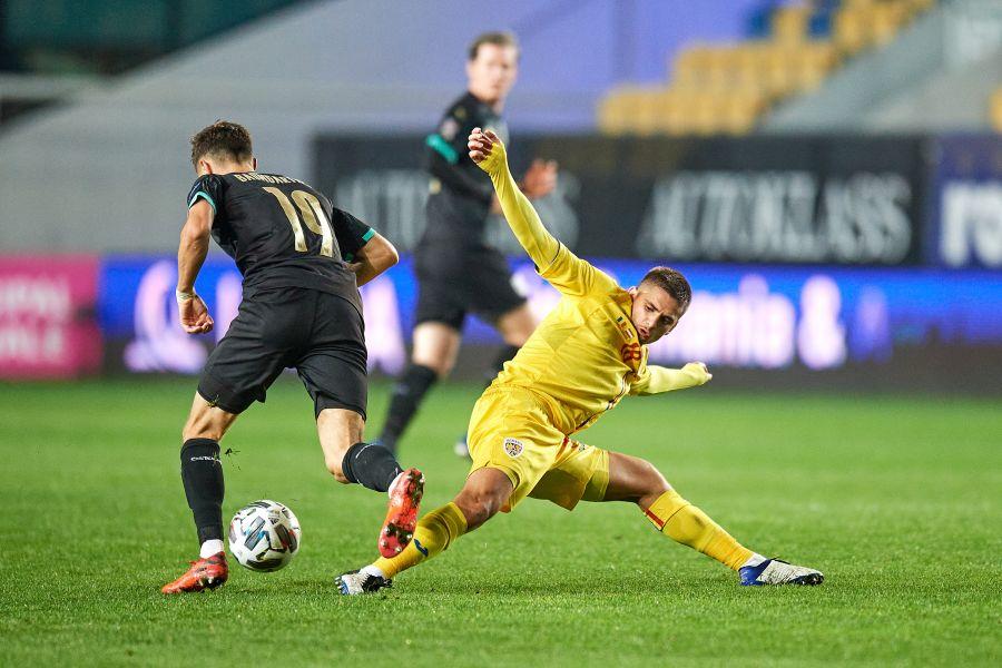 Lăudat de Marcel Răducanu, Răzvan Marin a fost împrumutat de Ajax la Cagliari EXCLUSIV Marcel Răducanu, interviu cu cărțile pe față: „E o aberație ce a spus Gică Hagi! Unde sunt jucătorii lansați de el?”