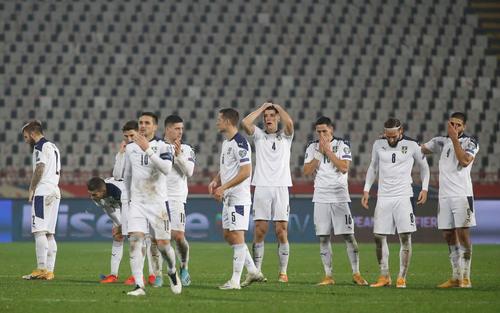 După despărțirea de Iugoslavia, sârbii nu s-au mai calificat niciodată la turneul final continental. Acum, au pierdut barajul la penalty-uri. La ultimul penalty. 1-1, 4-5 la 11 metri cu Scoția. Foto: Guliver/GettyImages