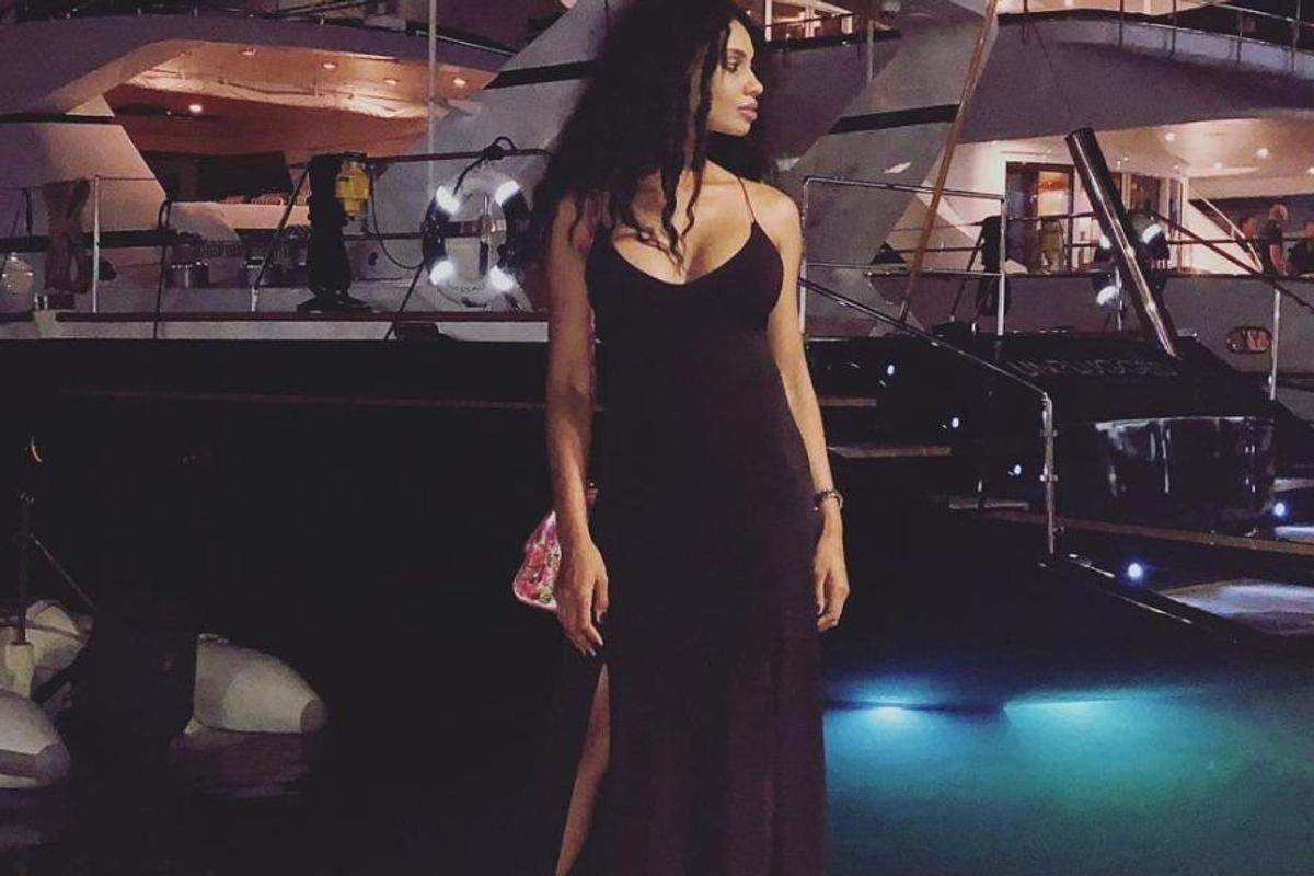 FOTO Laurette, fosta prietenă a lui Ion Țiriac, a pus ochii pe un fotbalist dinamovist! Ce comentarii i-a lăsat pe Instagram