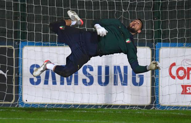 Gigio Donnarumma: „Mă doare să fiu rezervă. Rivalitatea cu Navas mă tulbură”