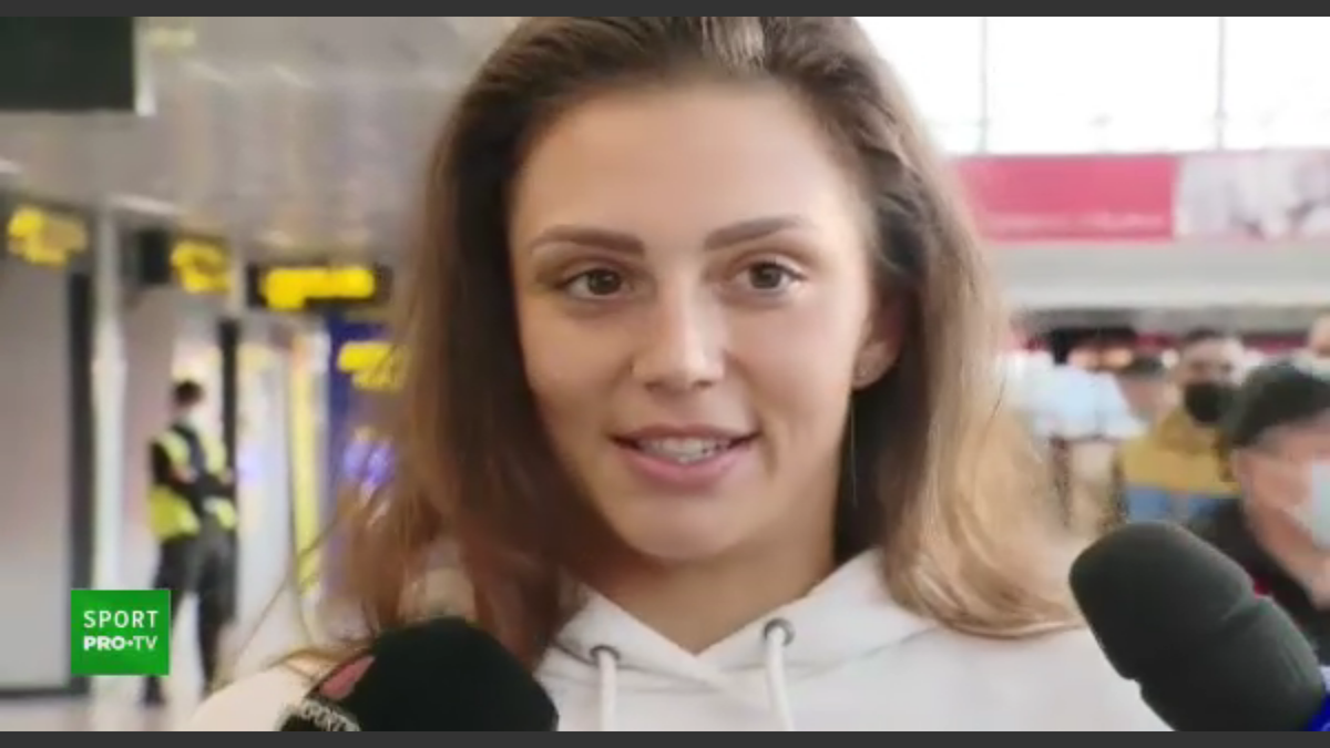 FOTO Jaqueline Cristian, așteptată de iubit la revenirea în România 13.11.2021