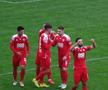 6 detalii de la Dinamo - Dumbrăvița: s-a schimbat playlistul din vestiar, rezervele au făcut hora bucuriei + ce le-au cerut fanii jucătorilor la final