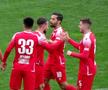 6 detalii de la Dinamo - Dumbrăvița: s-a schimbat playlistul din vestiar, rezervele au făcut hora bucuriei + ce le-au cerut fanii jucătorilor la final