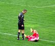 6 detalii de la Dinamo - Dumbrăvița: s-a schimbat playlistul din vestiar, rezervele au făcut hora bucuriei + ce le-au cerut fanii jucătorilor la final