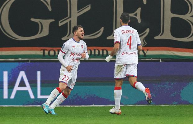 Sorescu, eurogol în Polonia! E lider detașat cu Rakow