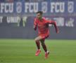 În control cu Pintilii » FCSB a limpezit rapid duelul cu echipa-comedie a lui Napoli și a urcat pe loc de play-off » Clasamentul ACUM