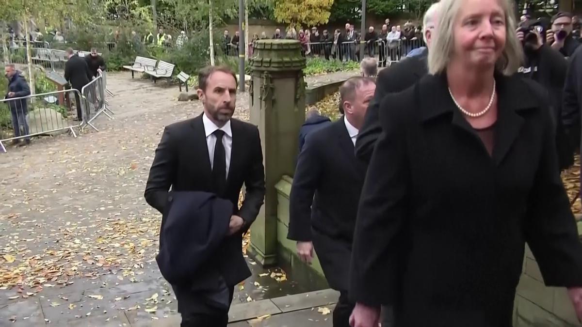 Cortegiul funerar al lui Bobby Charlton