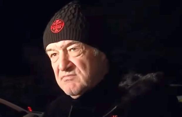 Gigi Becali a mers la secția de poliție la 3 dimineața: „Să mă caute și să-și ceară iertare, altfel îi fac plângere penală!”