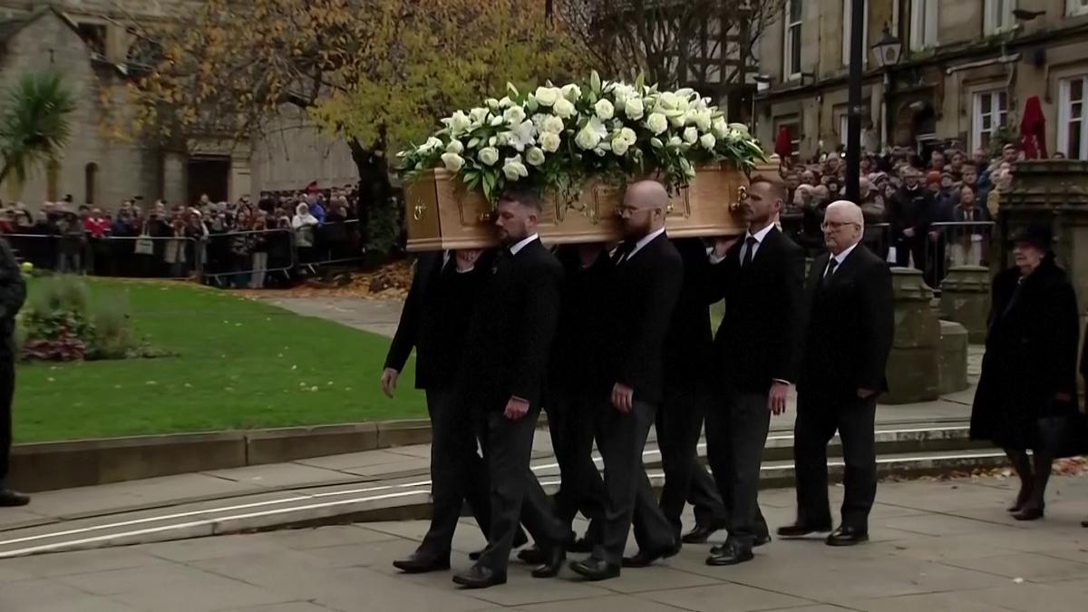 Cortegiul funerar al lui Bobby Charlton