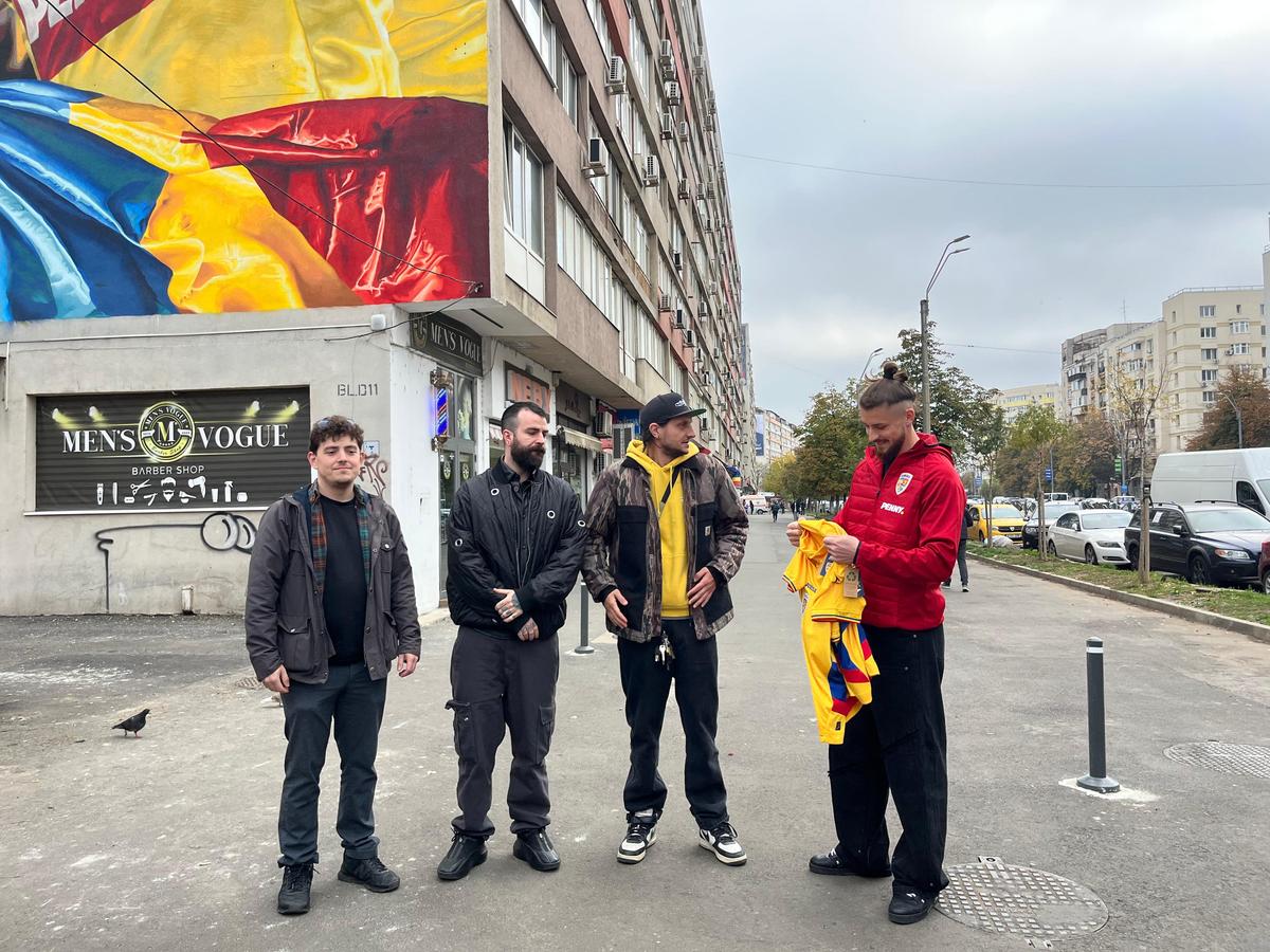 Drăgușin, lângă pictura murală