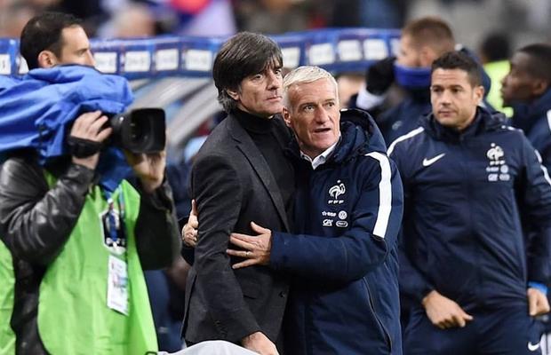 Zece ani de la masacrul de la Paris » Teroare în centru și lângă Stade de France, „prizonieri” în tribune și la vestiare